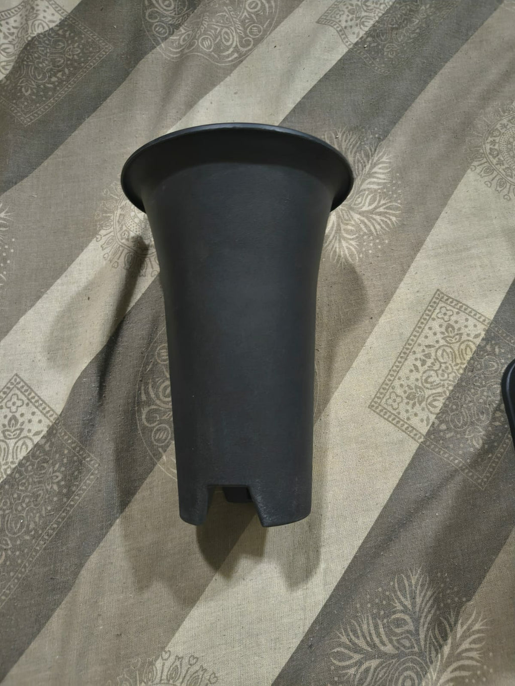 Tall 6 inch round plastic pot — side view